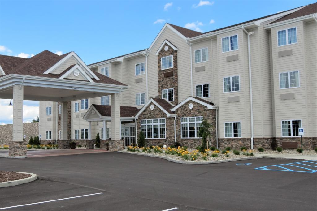 Microtel Inn & Suites By Wyndham Кларион Екстериор снимка