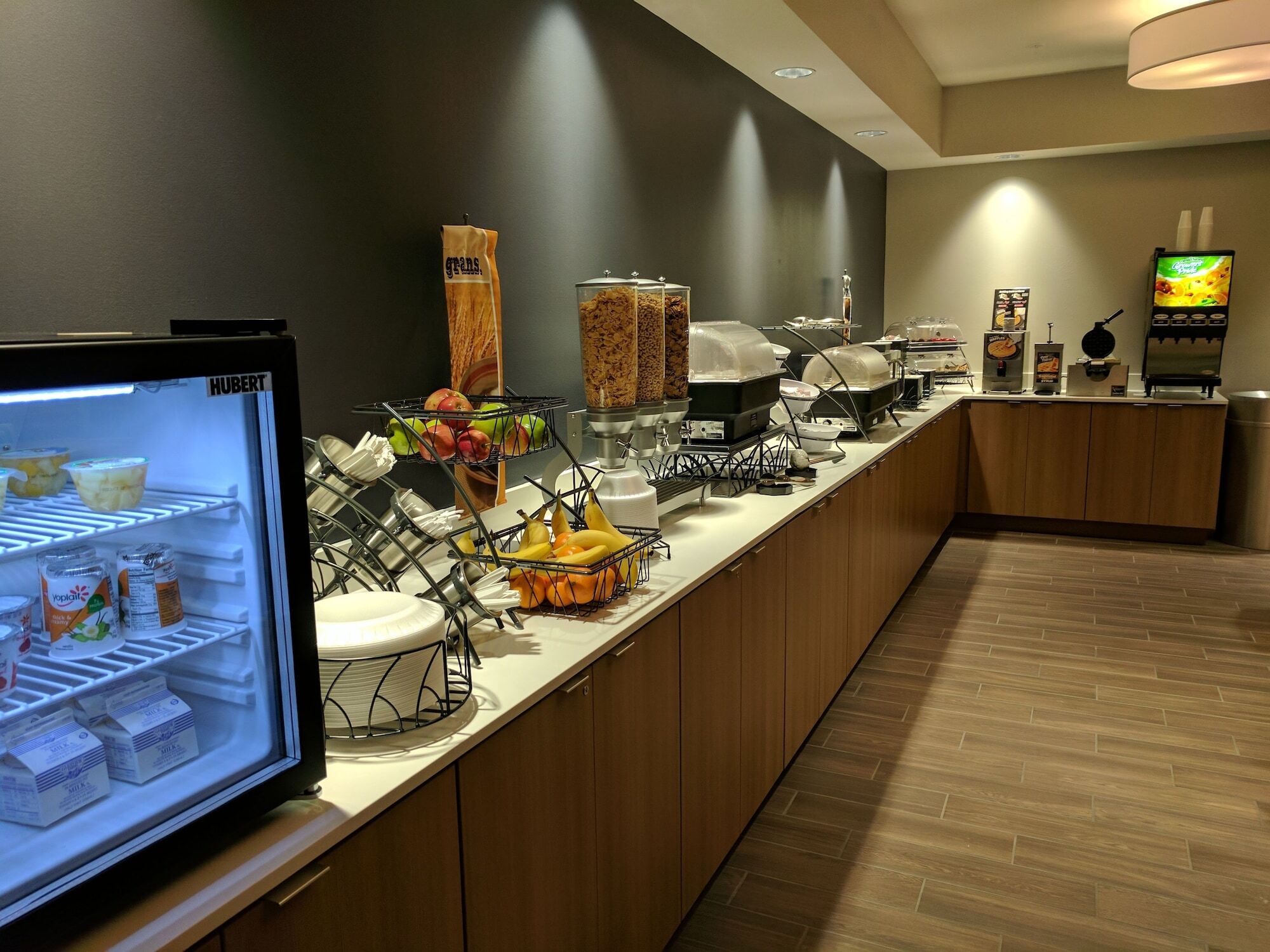 Microtel Inn & Suites By Wyndham Кларион Екстериор снимка