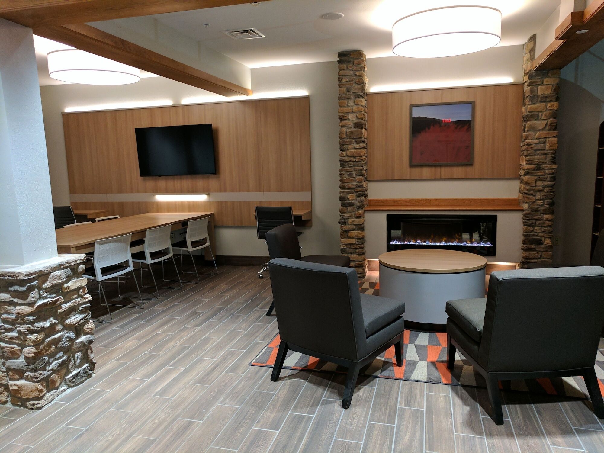 Microtel Inn & Suites By Wyndham Кларион Екстериор снимка